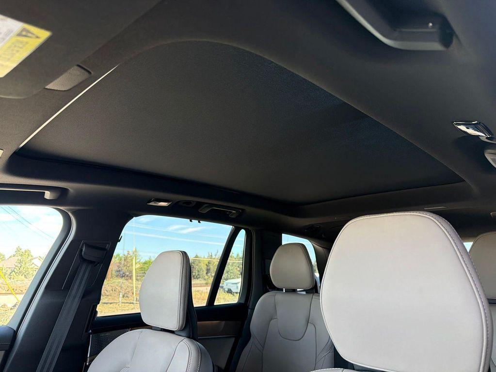 new 2026 Volvo XC90 Plug-In Hybrid car, priced at $92,375