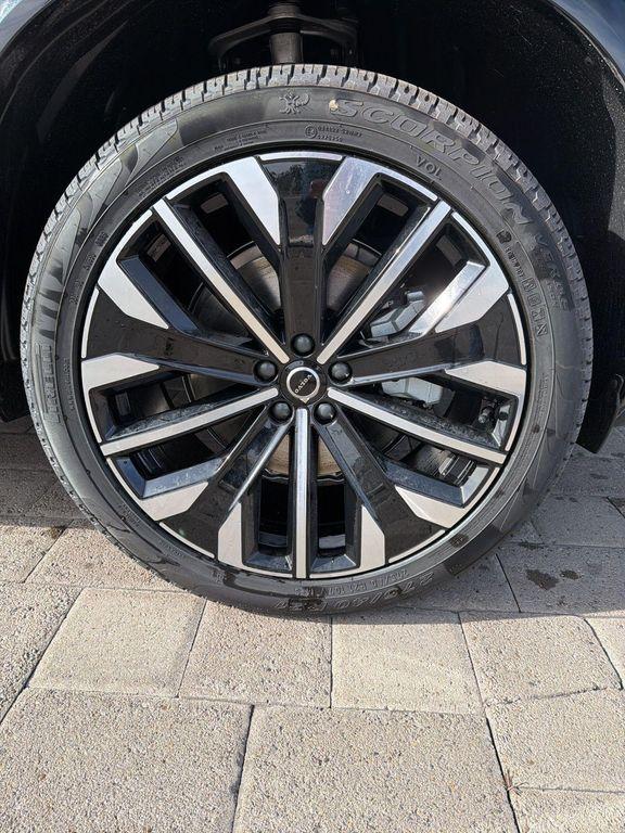 new 2026 Volvo XC90 car, priced at $72,270