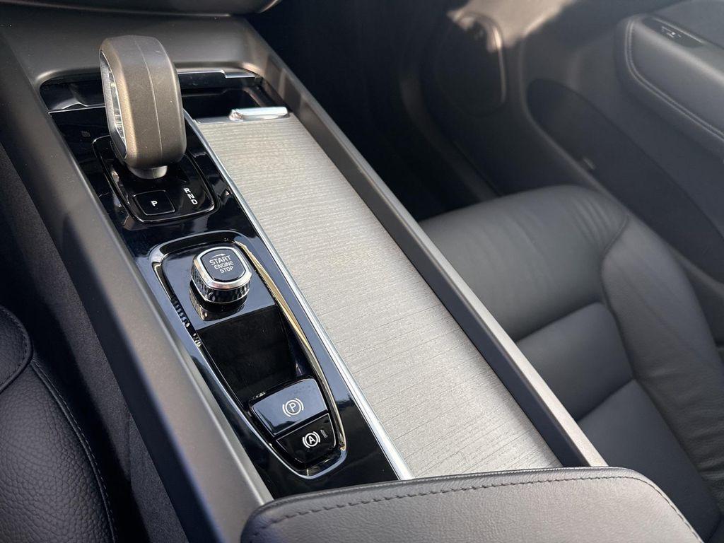 used 2025 Volvo XC60 car, priced at $34,990