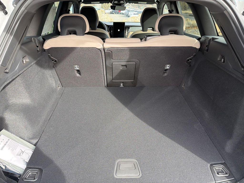 new 2026 Volvo XC60 car, priced at $48,595