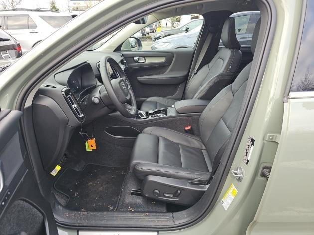 used 2025 Volvo XC40 car, priced at $35,790