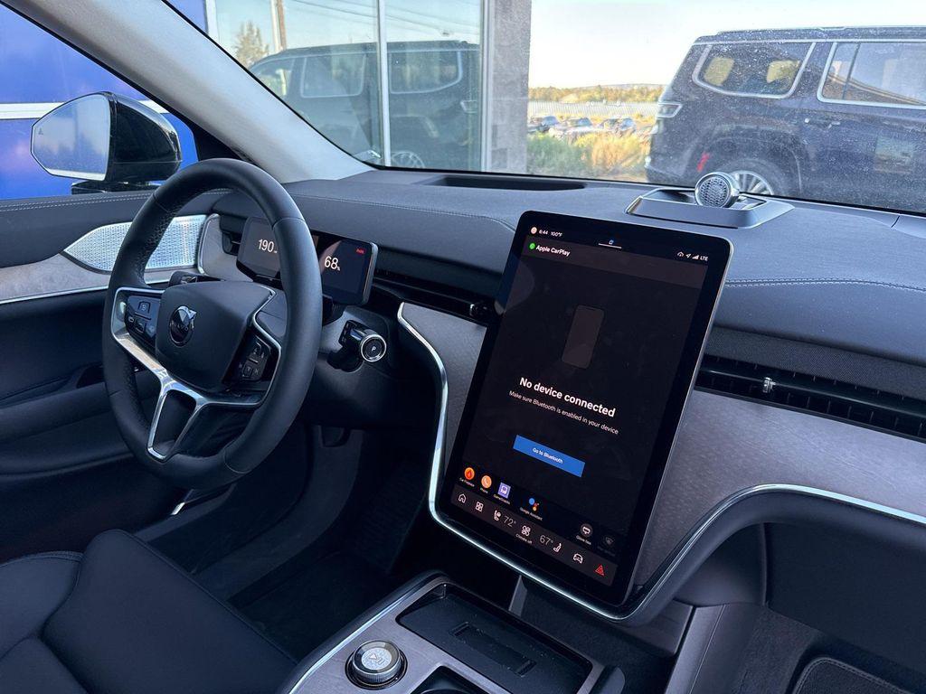 new 2025 Volvo EX90 car, priced at $83,867