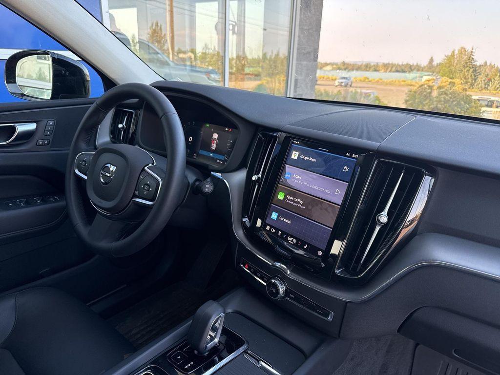 new 2025 Volvo XC60 car, priced at $40,685