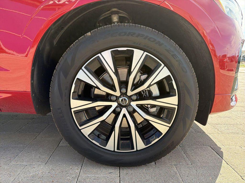 used 2025 Volvo XC60 car, priced at $37,490