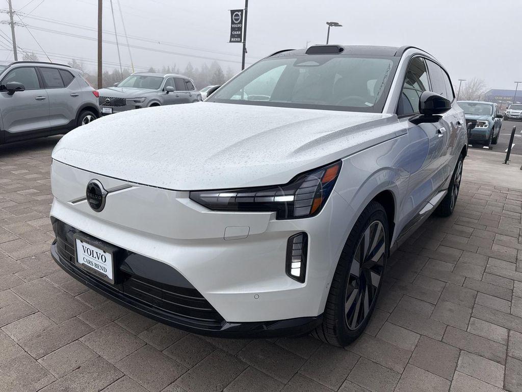 new 2025 Volvo EX90 car, priced at $81,175