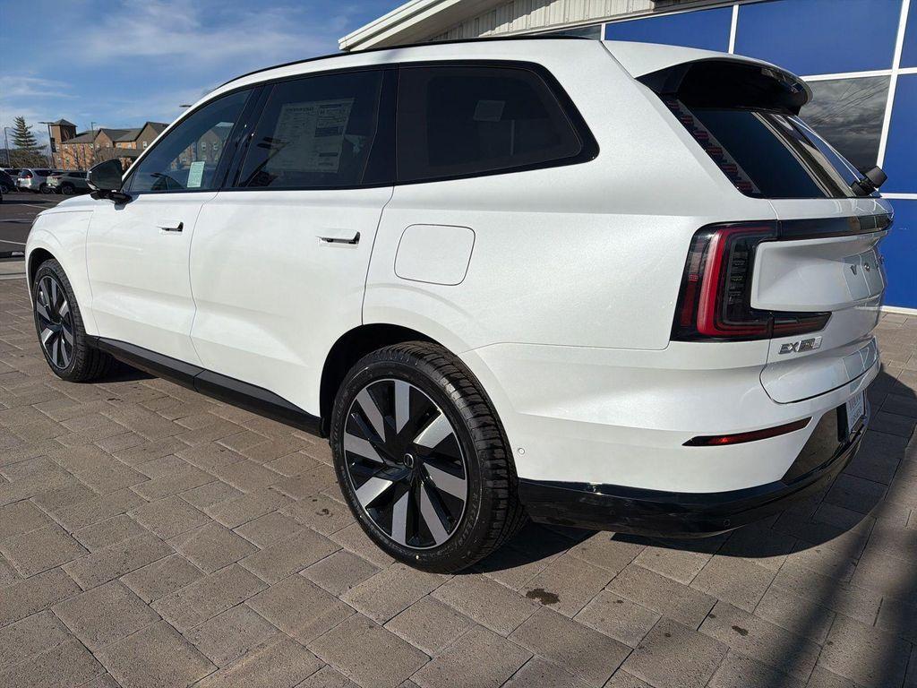 new 2025 Volvo EX90 car, priced at $80,960