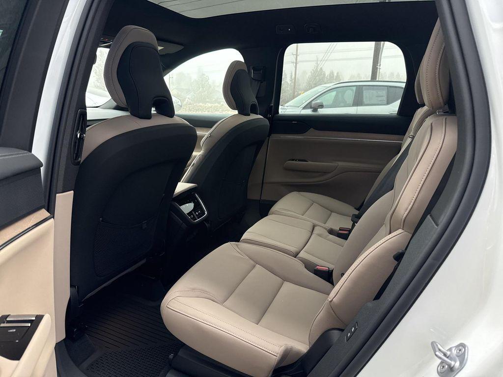 new 2025 Volvo EX90 car, priced at $81,175