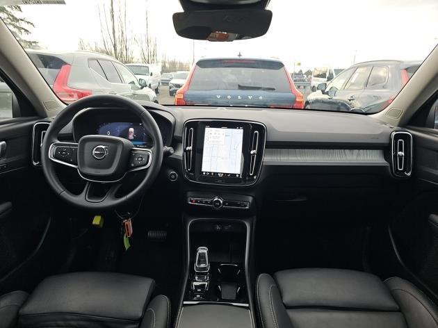 used 2025 Volvo XC40 car, priced at $35,790