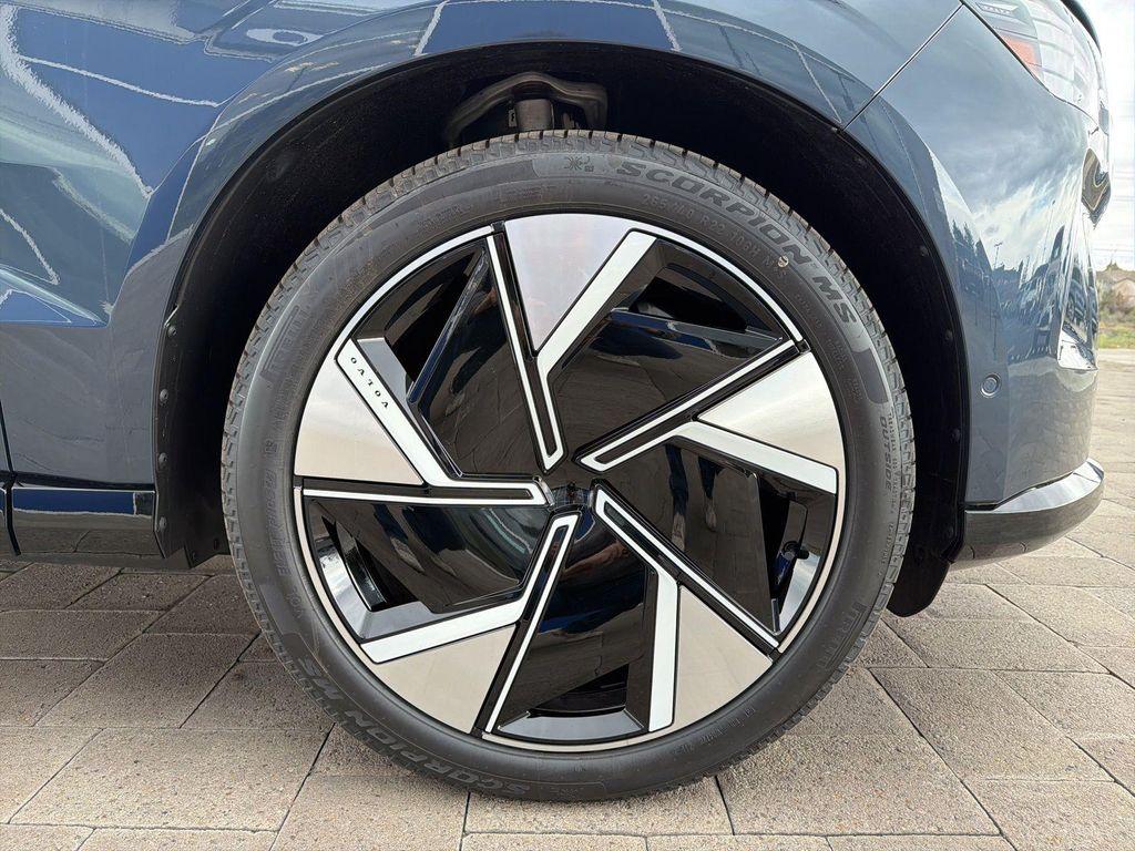 new 2026 Volvo EX90 car, priced at $91,910