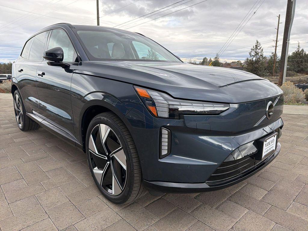 new 2026 Volvo EX90 car, priced at $91,910