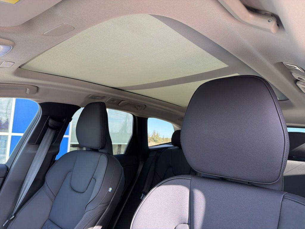 new 2026 Volvo XC60 car, priced at $52,455