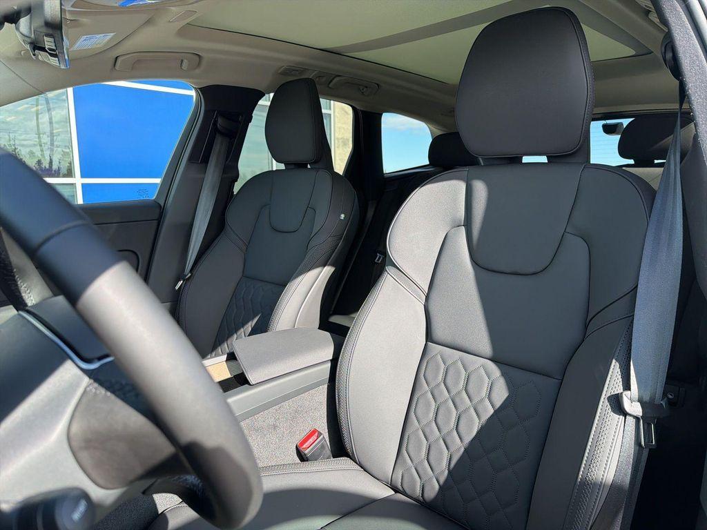 new 2026 Volvo XC60 car, priced at $52,455