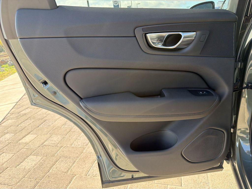 new 2026 Volvo XC60 car, priced at $52,455