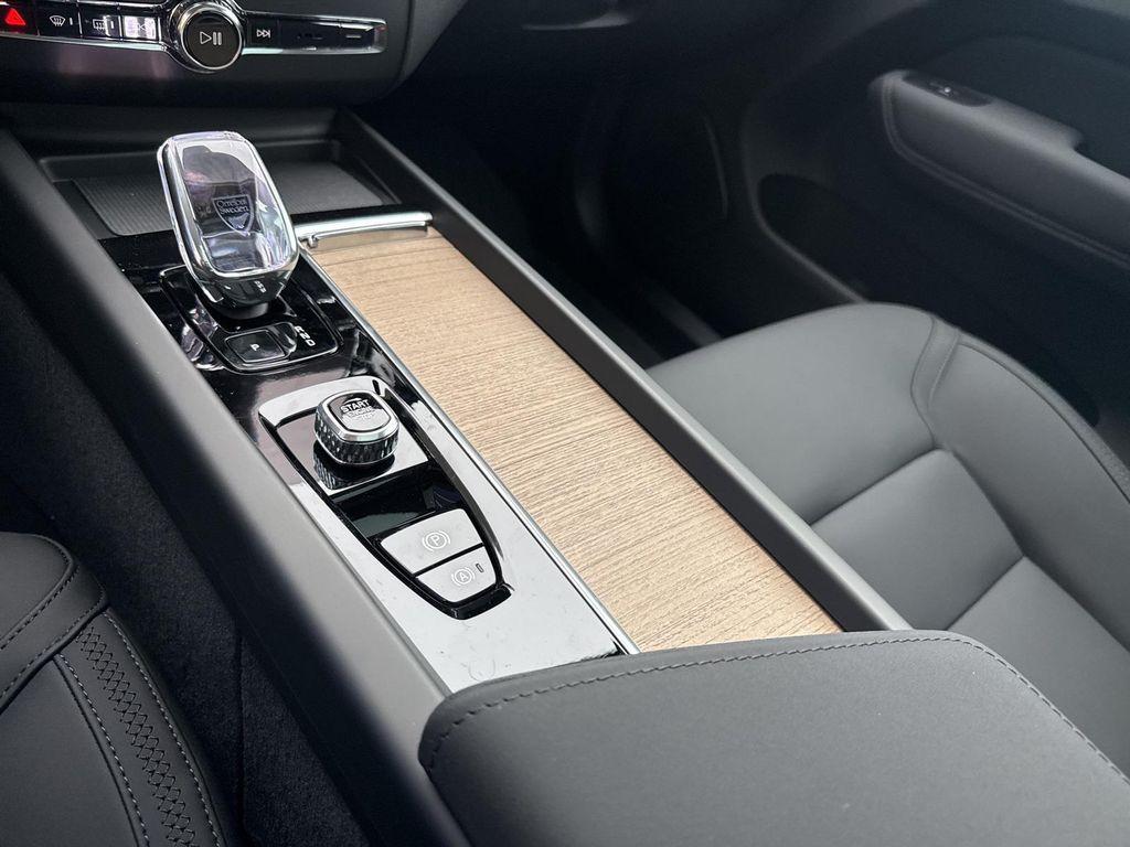 new 2026 Volvo XC60 car, priced at $51,955