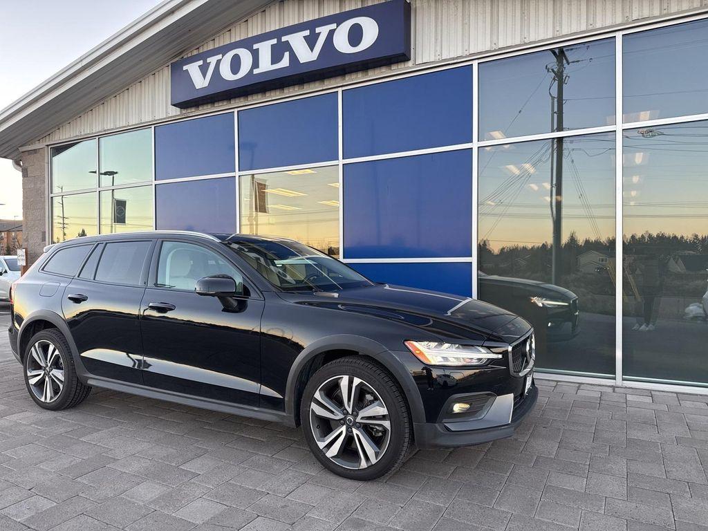 used 2023 Volvo V60 Cross Country car, priced at $39,490