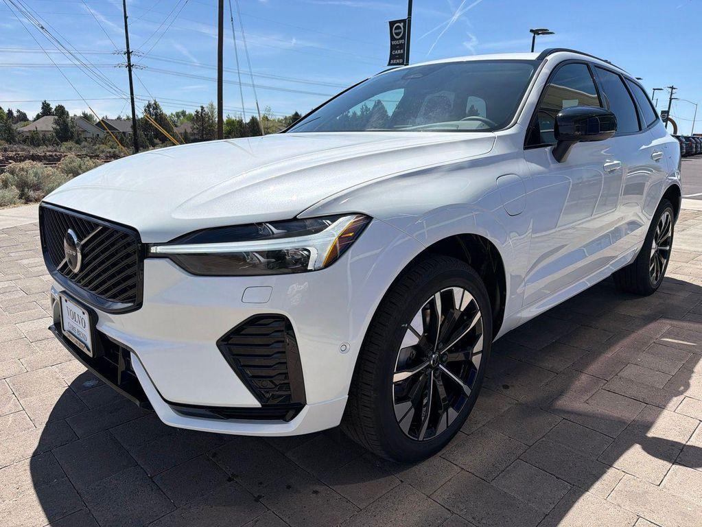 new 2026 Volvo XC60 Plug-In Hybrid car, priced at $69,260