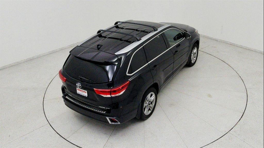 used 2017 Toyota Highlander car, priced at $16,791