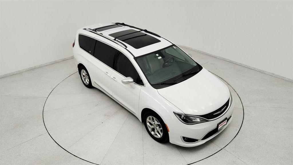 used 2020 Chrysler Pacifica car, priced at $19,491