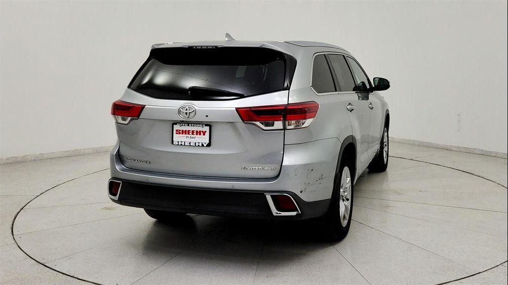 used 2018 Toyota Highlander car, priced at $16,891