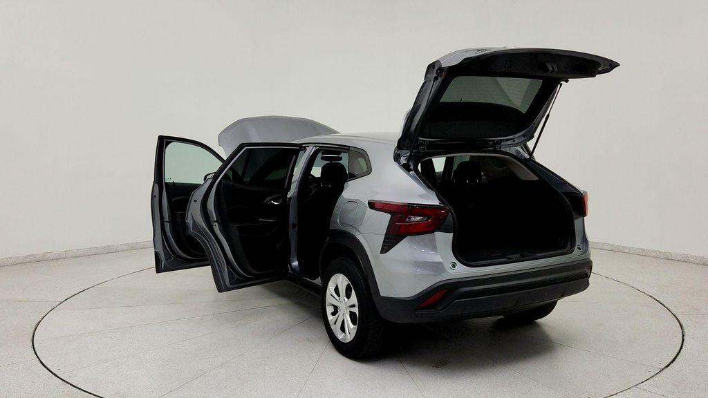 used 2024 Chevrolet Trax car, priced at $19,591