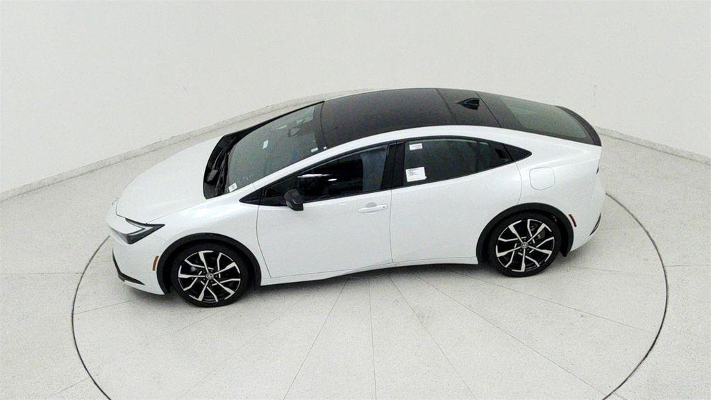 new 2025 Toyota Prius Plug-In Hybrid car, priced at $43,411
