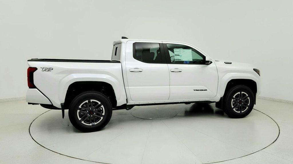 new 2025 Toyota Tacoma Hybrid car