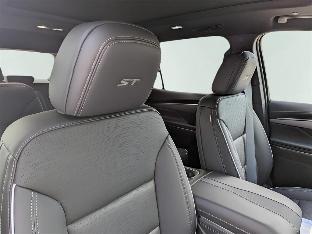 new 2025 Buick Enclave car, priced at $45,080