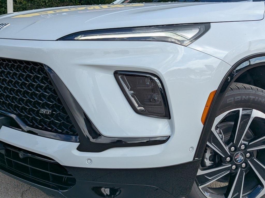 new 2025 Buick Enclave car, priced at $45,080