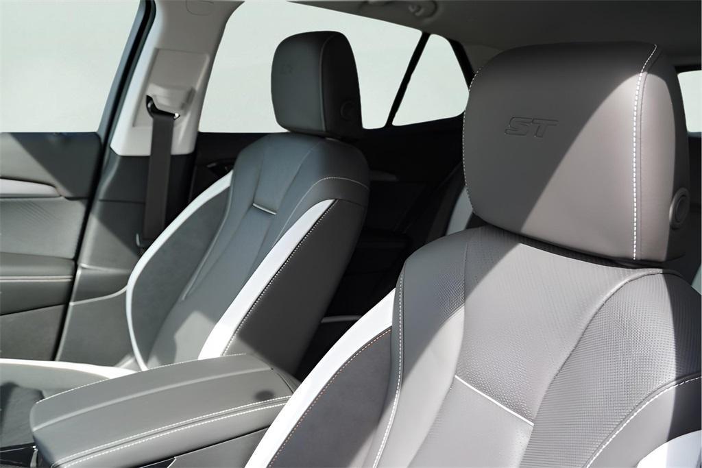 new 2026 Buick Envision car, priced at $47,929