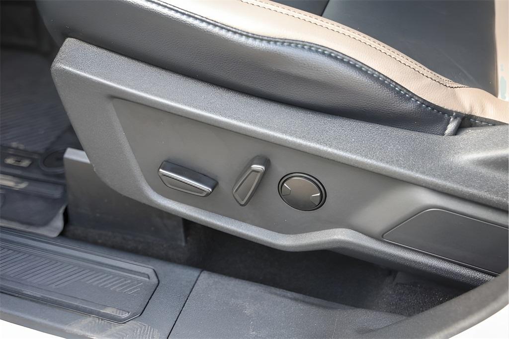 used 2024 Ford Bronco car, priced at $51,298