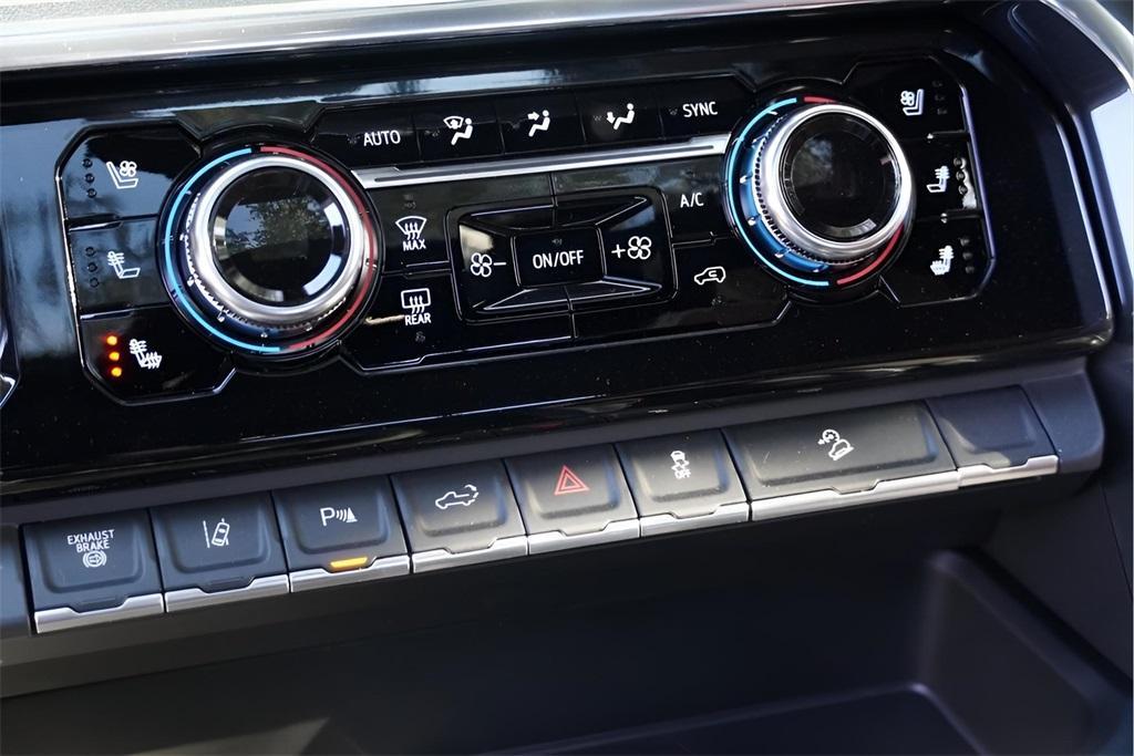 new 2026 GMC Sierra 2500 car, priced at $92,243