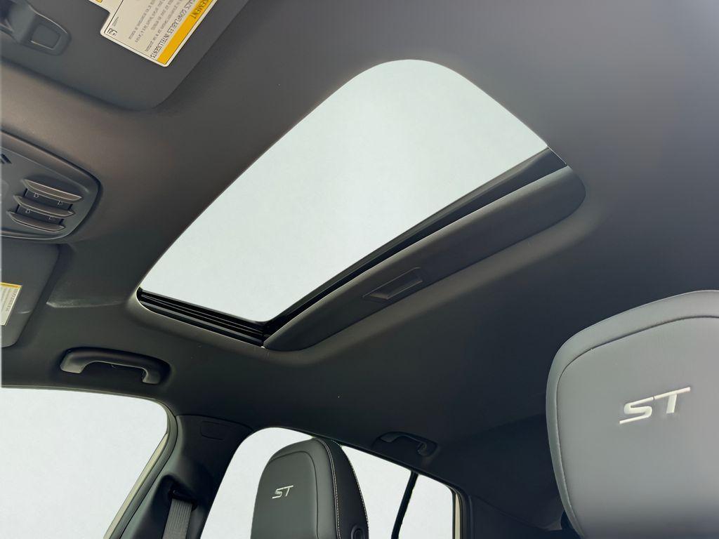 new 2026 Buick Envista car, priced at $31,675