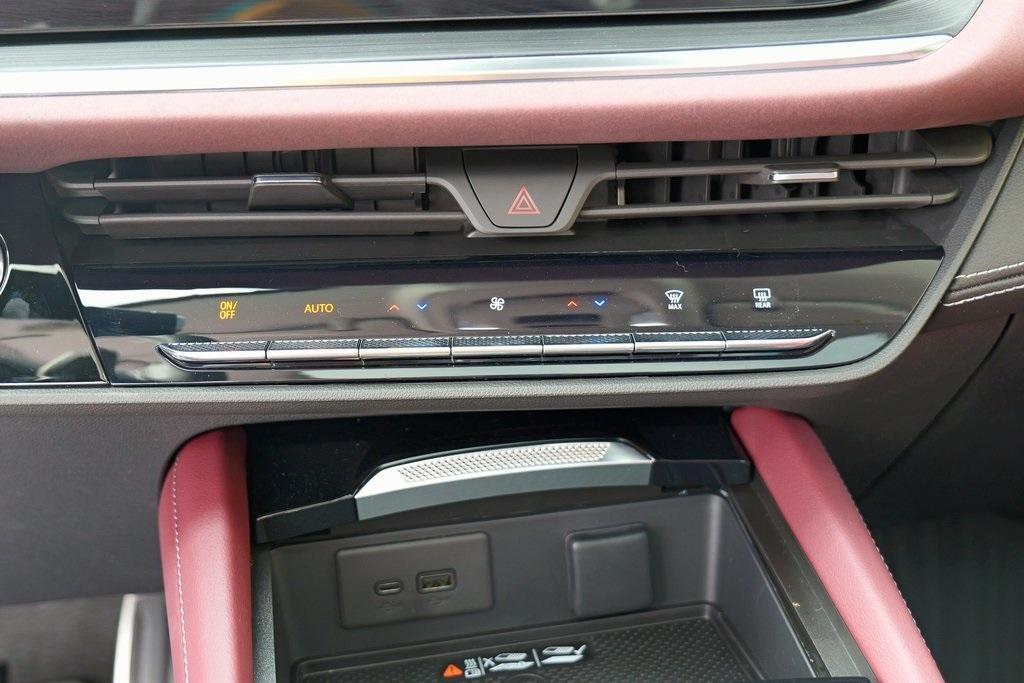 new 2026 Buick Envision car, priced at $49,424