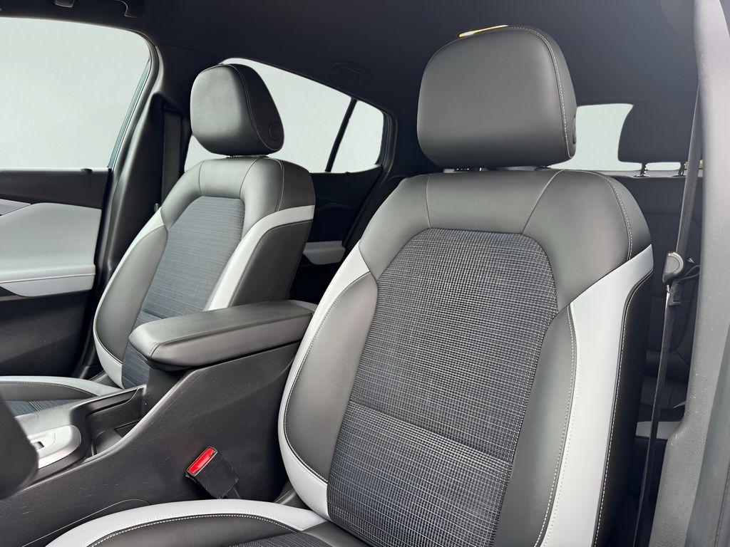 used 2024 Buick Envista car, priced at $23,023