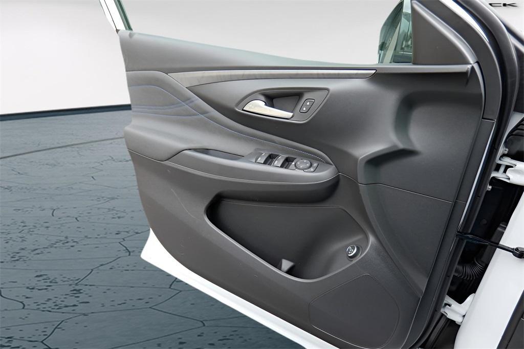 new 2026 Buick Envista car, priced at $29,639