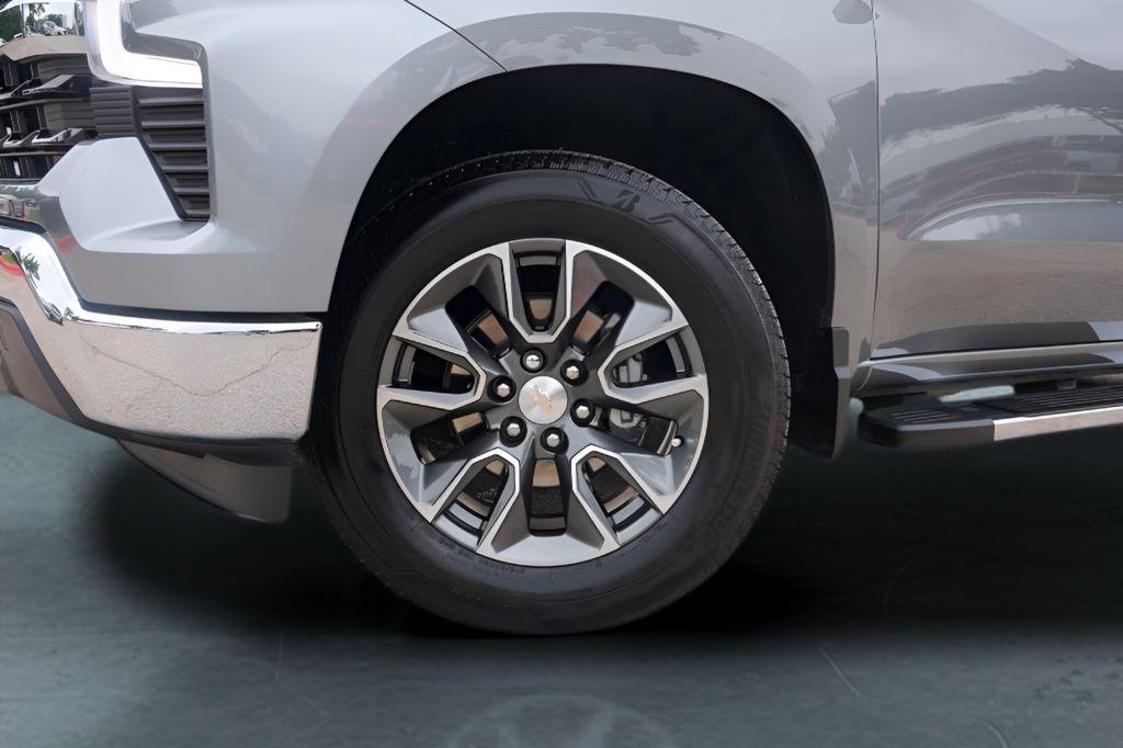 used 2025 Chevrolet Silverado 1500 car, priced at $40,923