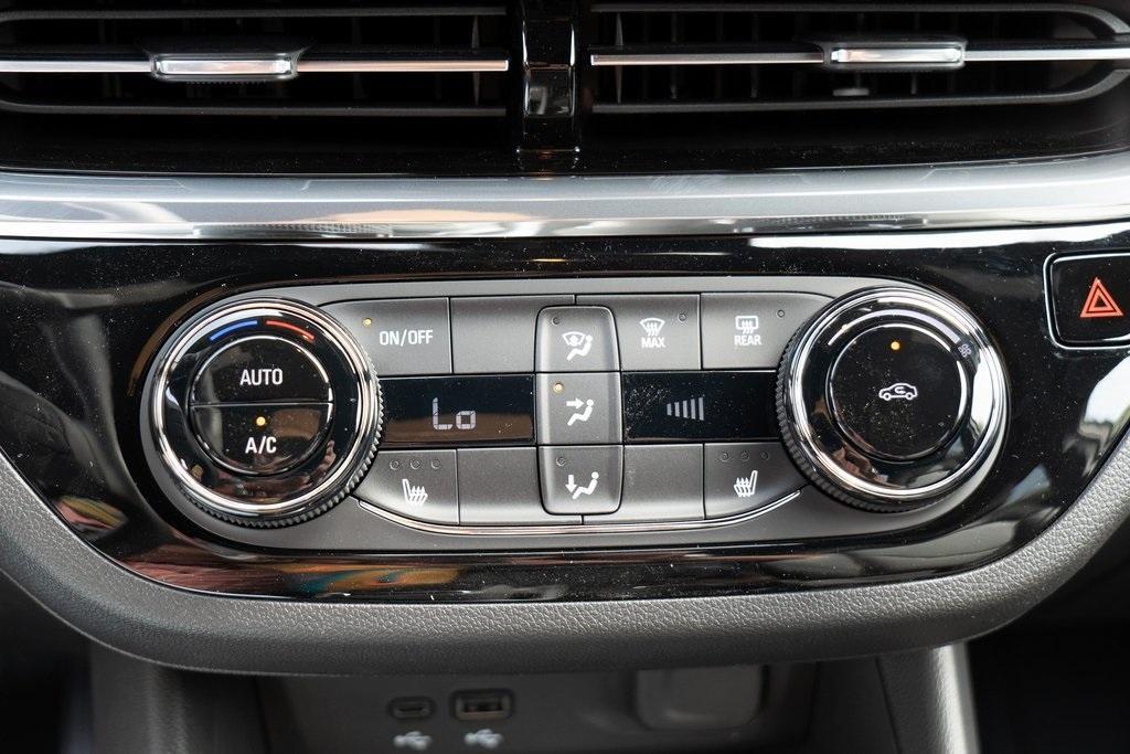 new 2026 Buick Envista car, priced at $30,134