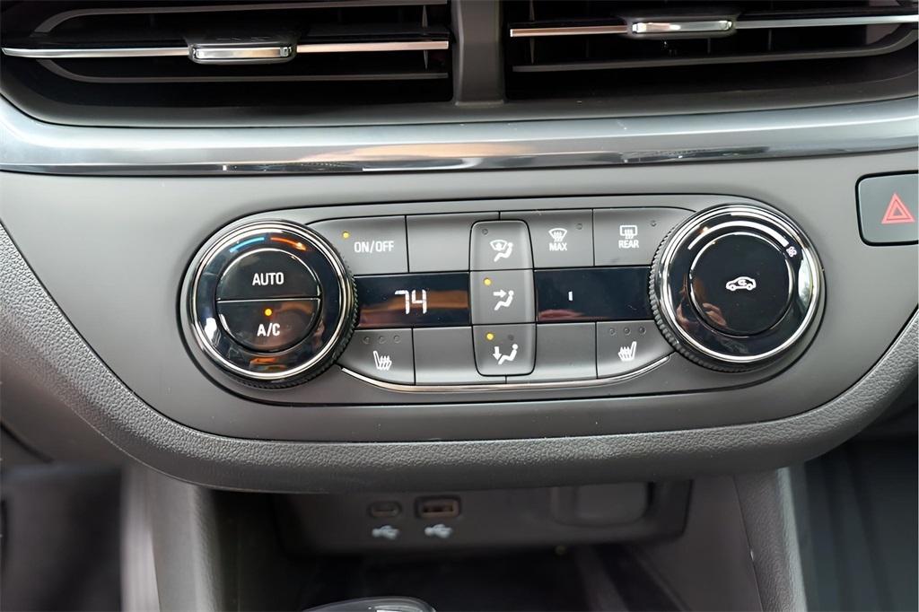 new 2026 Buick Envista car, priced at $26,445