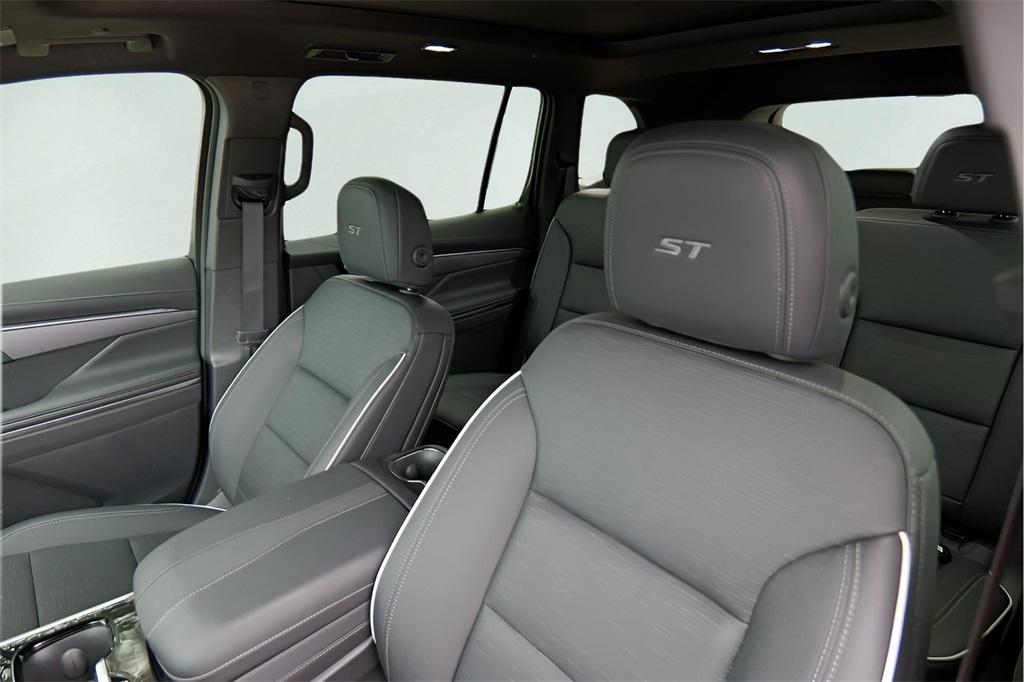 new 2026 Buick Enclave car, priced at $55,605