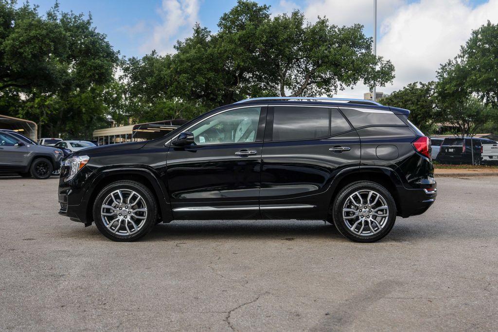 used 2022 GMC Terrain car, priced at $25,125