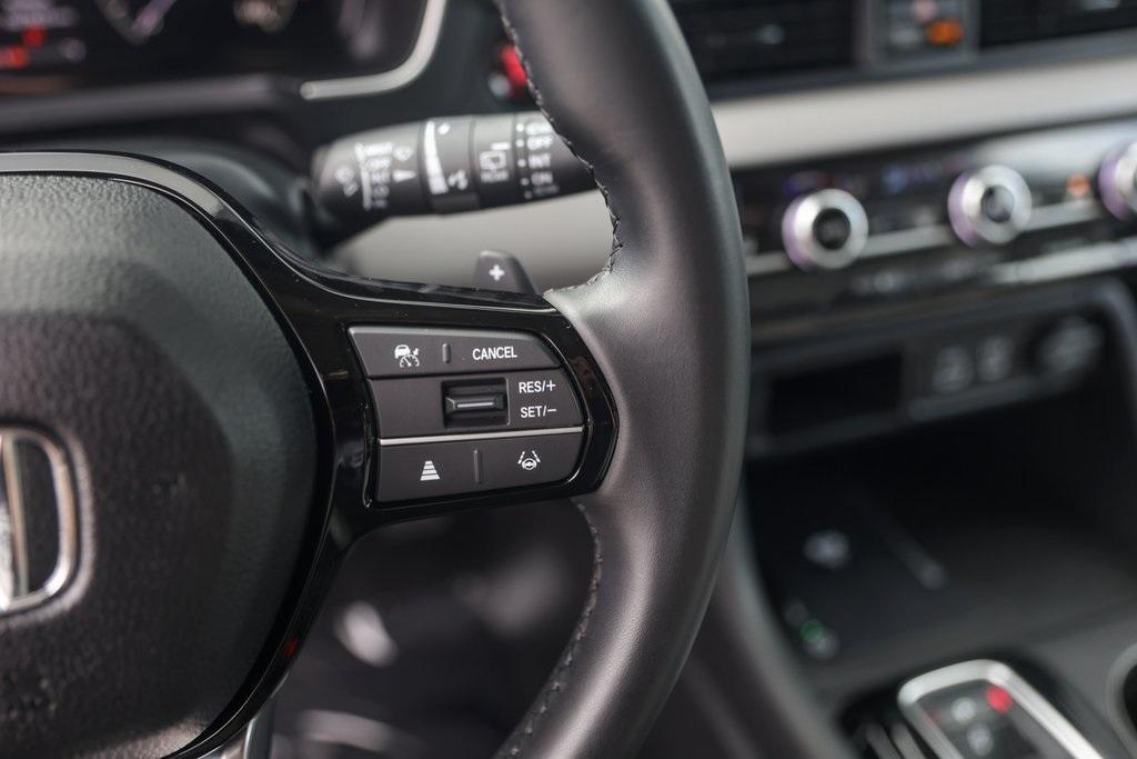 used 2023 Honda Pilot car, priced at $33,900