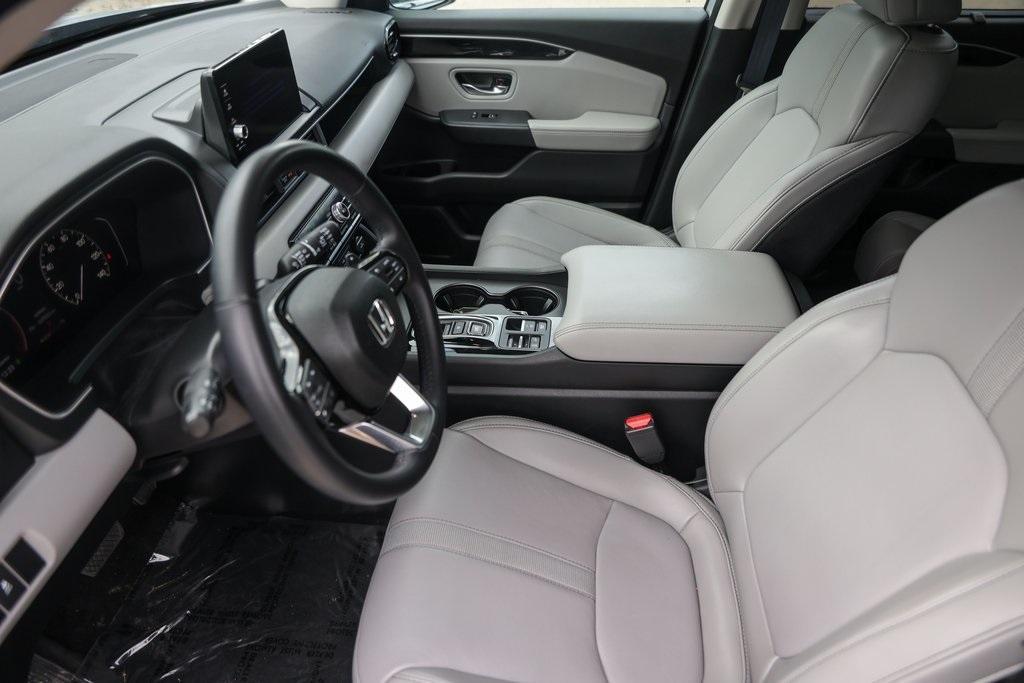 used 2023 Honda Pilot car, priced at $33,900