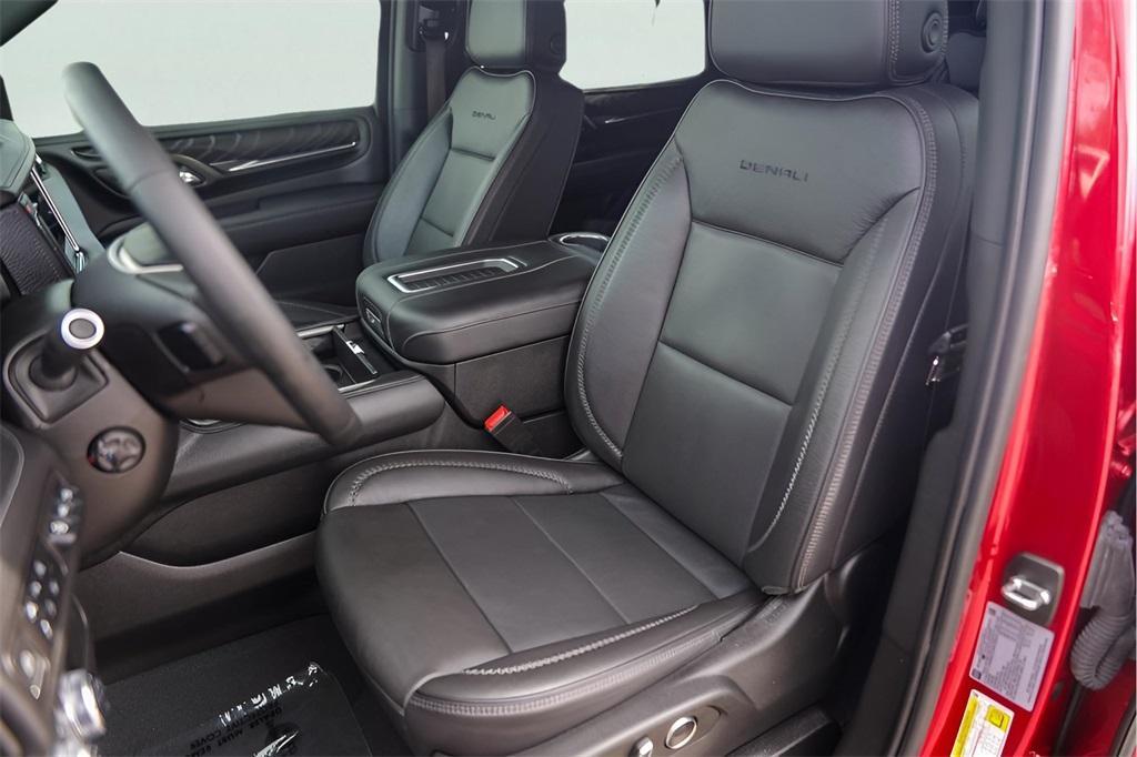 used 2023 GMC Yukon car, priced at $67,900