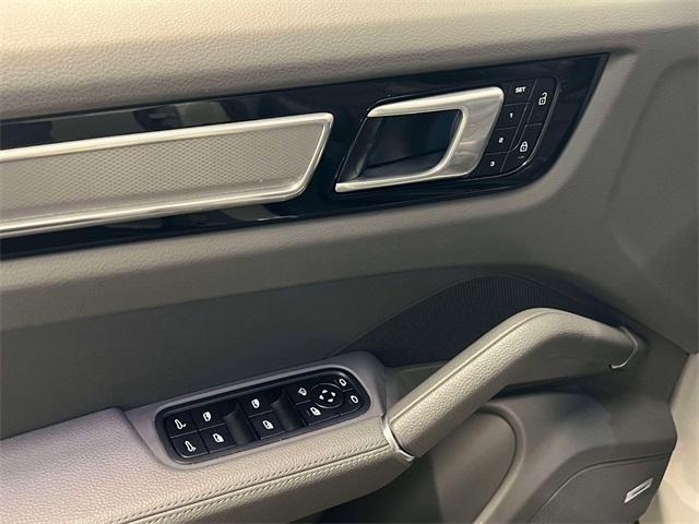 used 2022 Porsche Cayenne car, priced at $50,812