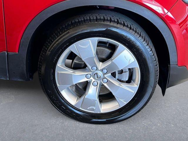 used 2020 Volvo XC40 car, priced at $21,188