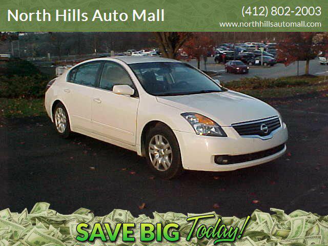 used 2009 Nissan Altima car, priced at $6,599