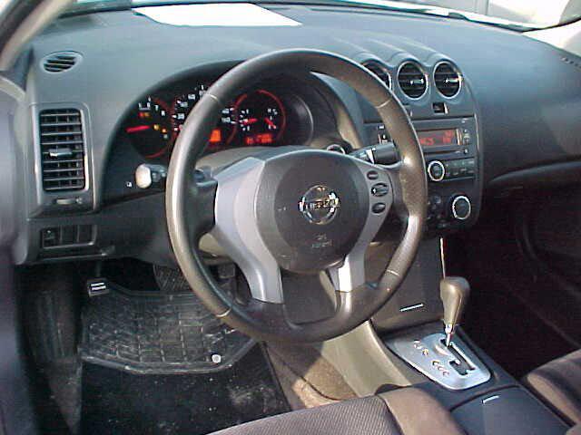 used 2009 Nissan Altima car, priced at $6,599