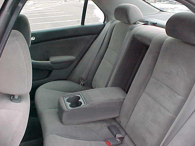 2007 Honda Accord, used, $8,199 | VIN 1HGCM56717A094236