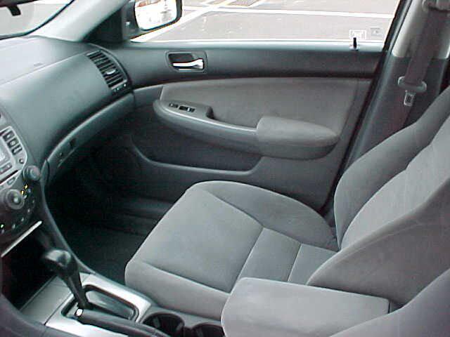 2007 Honda Accord, used, $8,199 | VIN 1HGCM56717A094236