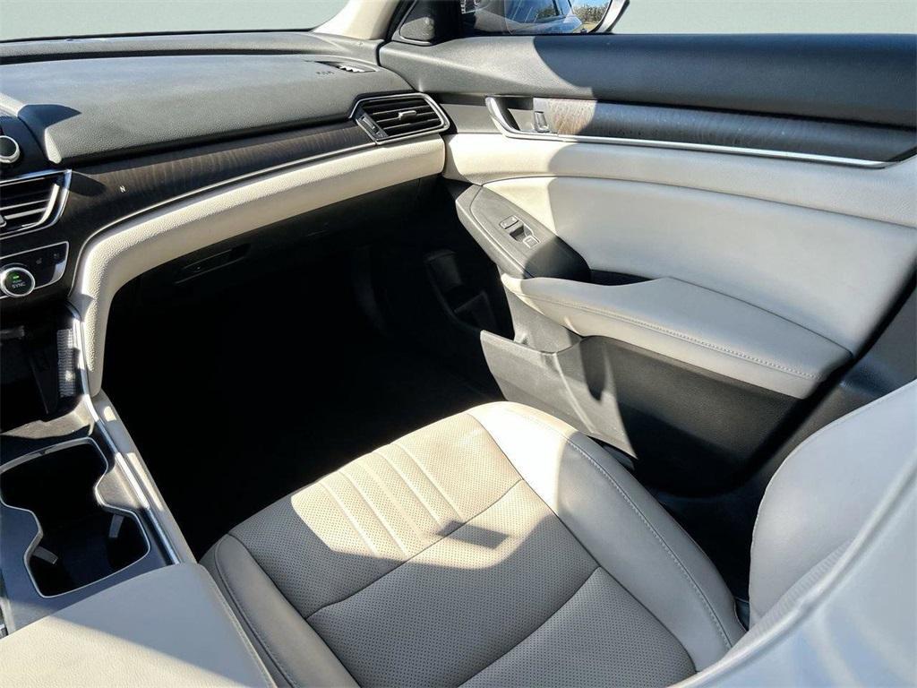 used 2018 Honda Accord Hybrid car, priced at $20,972